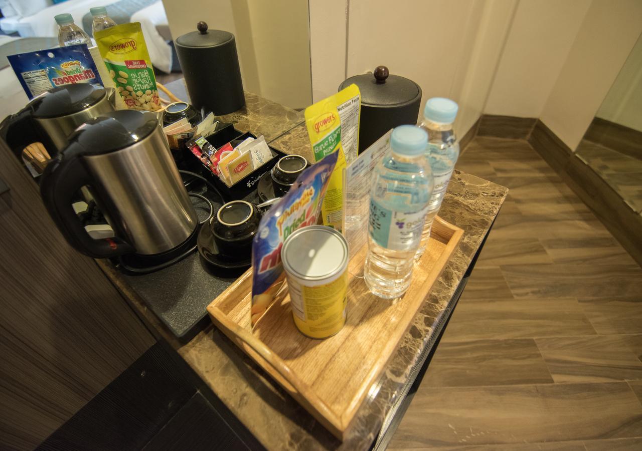 אילוילו Goldberry Lite Hotel מראה חיצוני תמונה
